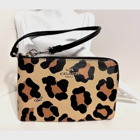 Coach Crossgrain Ocelot Animal Print Wristlet, Black, Tan, Beige, Sz: OS, 41-02 - Picture 1 of 7